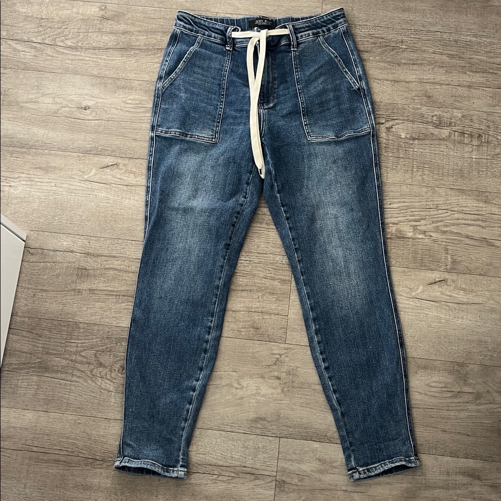 Judy Blue high rise pull on jogger jeans, size 31” (size 13) - Picture 4 of 5